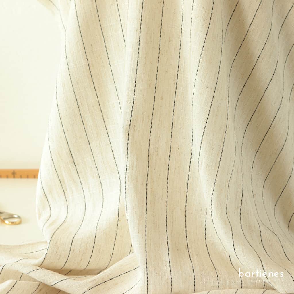 Viskose-Leinen Stoff Ecru fein gestreift weich fallend