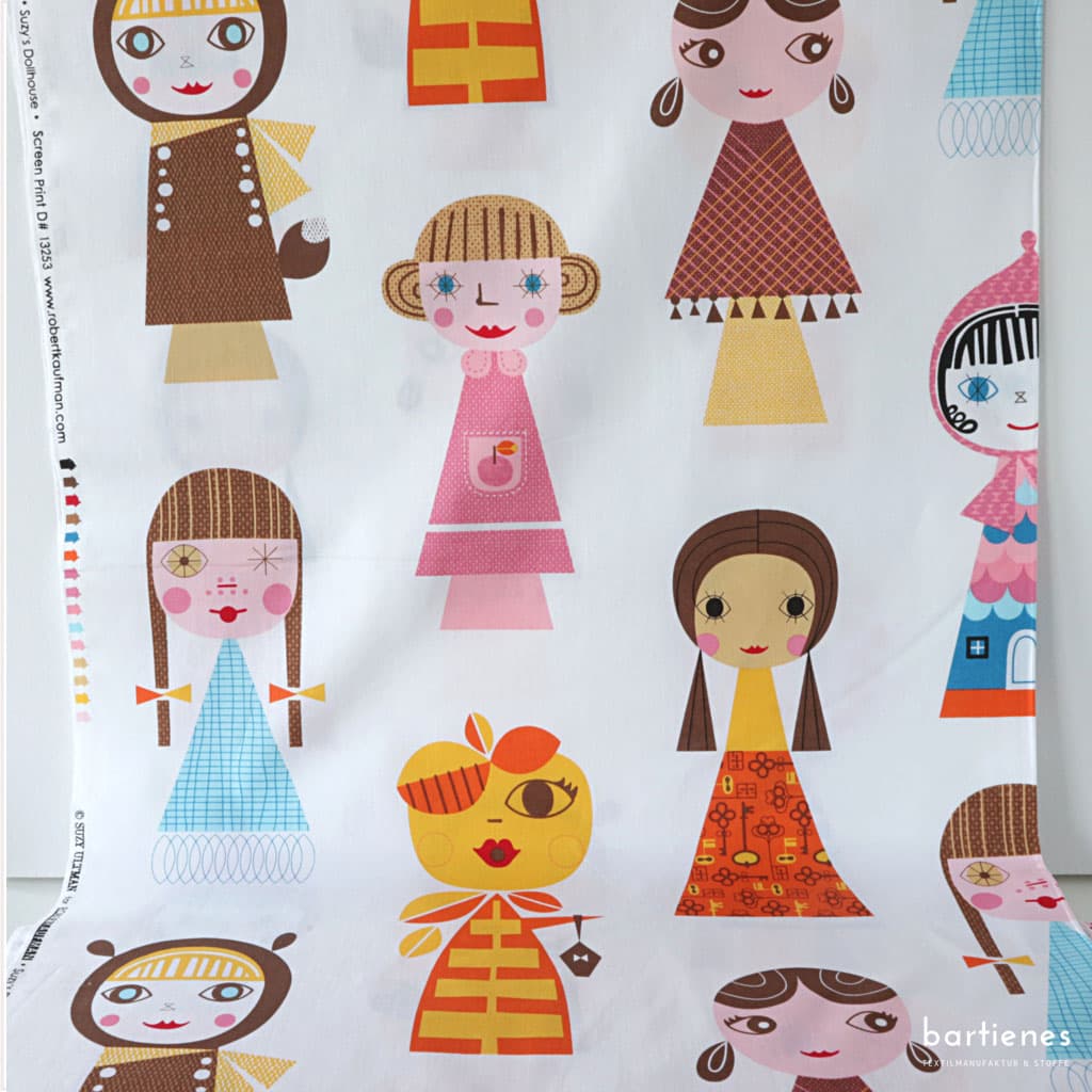 patchworkstoff-dollhouse-tolle-puppen-auf-weiss-suzy-ultman