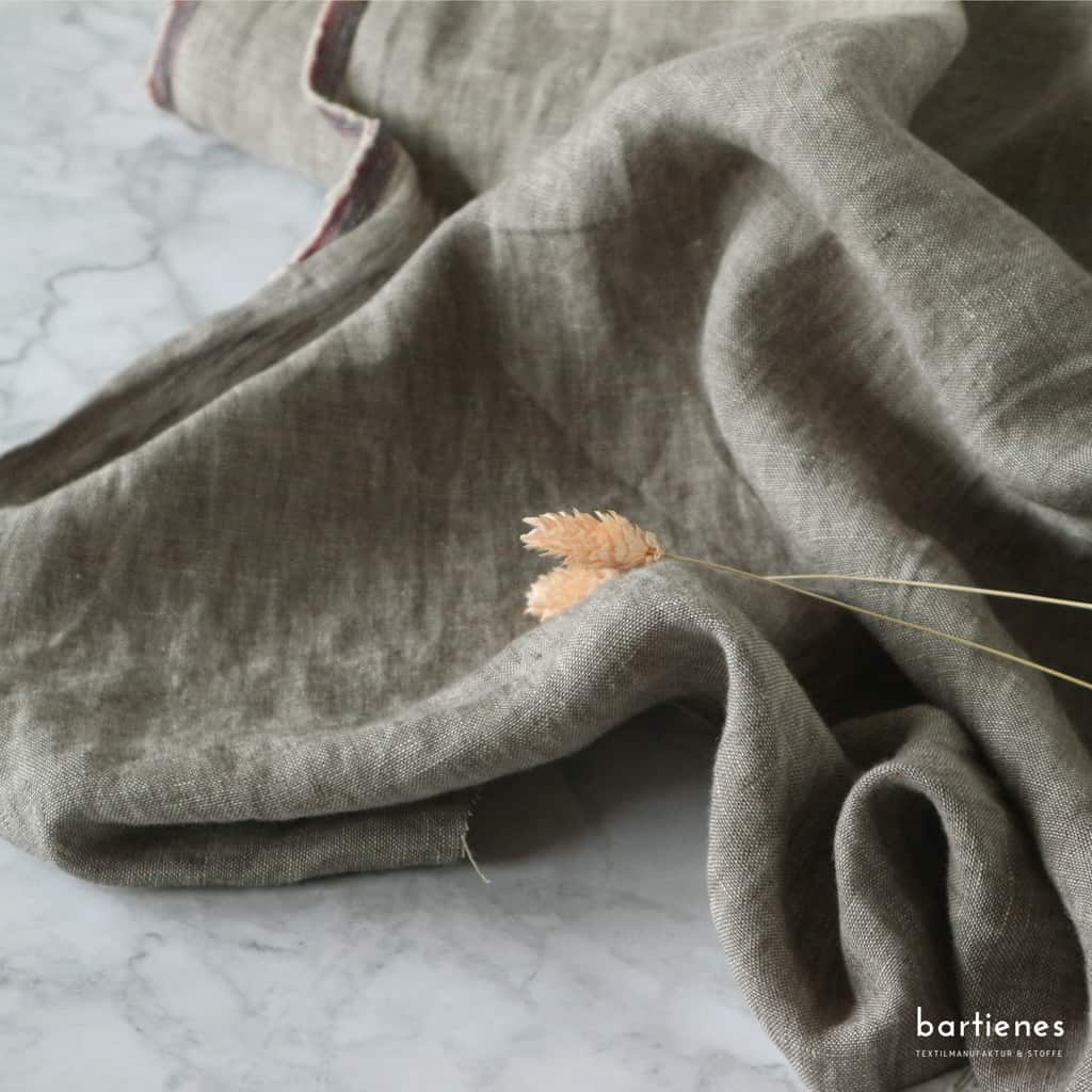 Leinen Stoff fein und leicht in Chambray-Qualität
